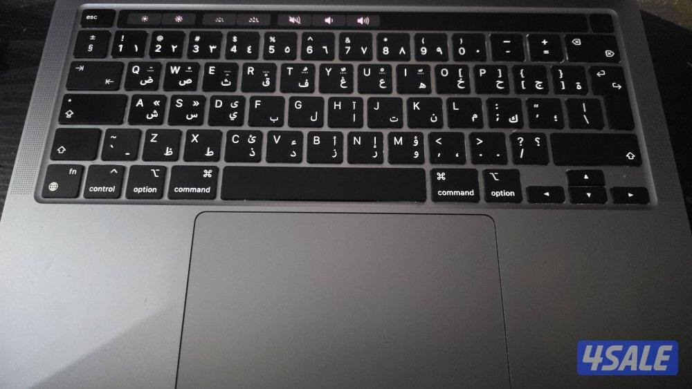 للبيع ماك بوك برو m1 ( قابل للتفاوض) تواصل خاص0