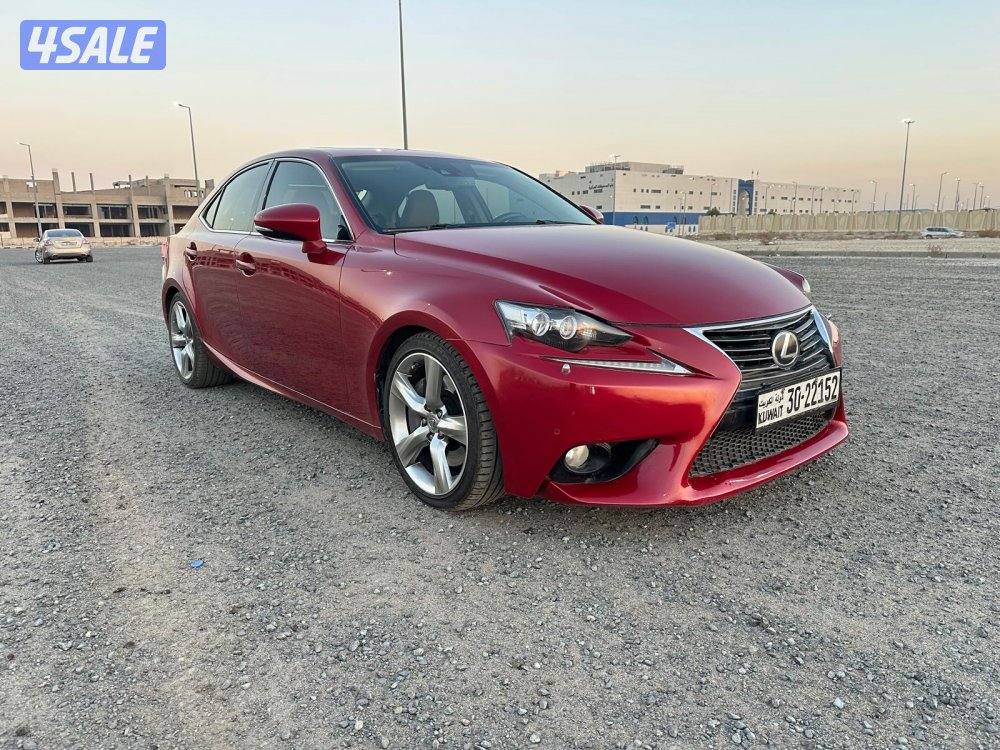لكزس IS 350 موديل ٢٠١٤ بحالة الوكالة0