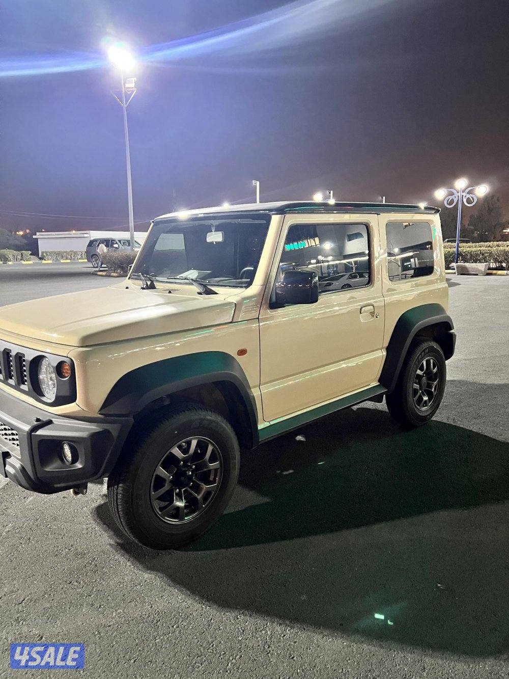 سوزوكي جيمني 2026 لون بيج ماشي 7800 دبل قير و قير توماتيك حماية فل بدي1