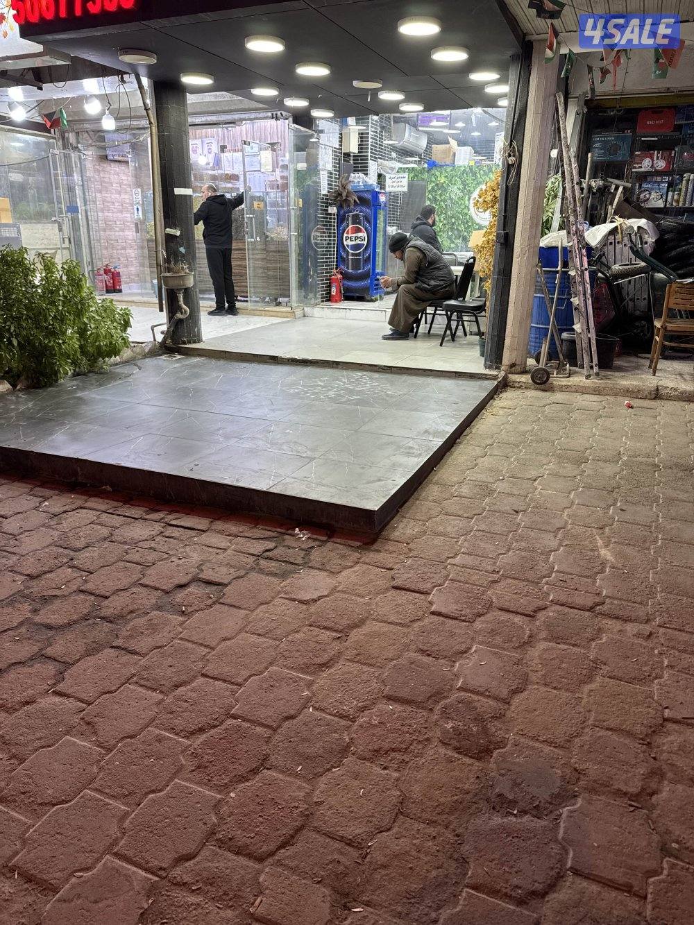 حولي شارع العثمان بعد مجمع العدسانى ق90