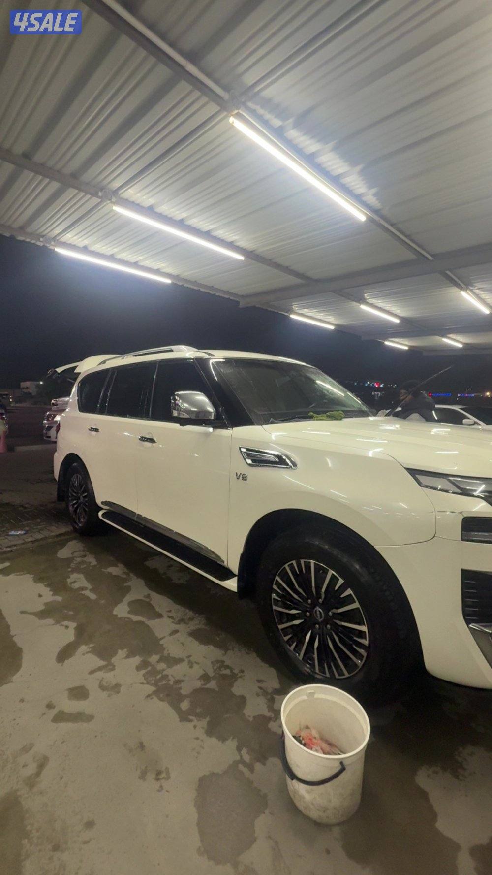 للبيع باترول بلاتينيوم سيتي 320 الفول. اعلى درجة 8 سلندر 20140