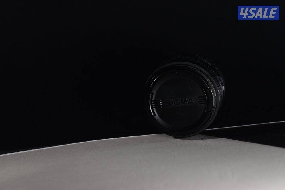 عدسة SIGMA 70-300    DL MACRO SUPER  لكاميرا MINOLTA AF2