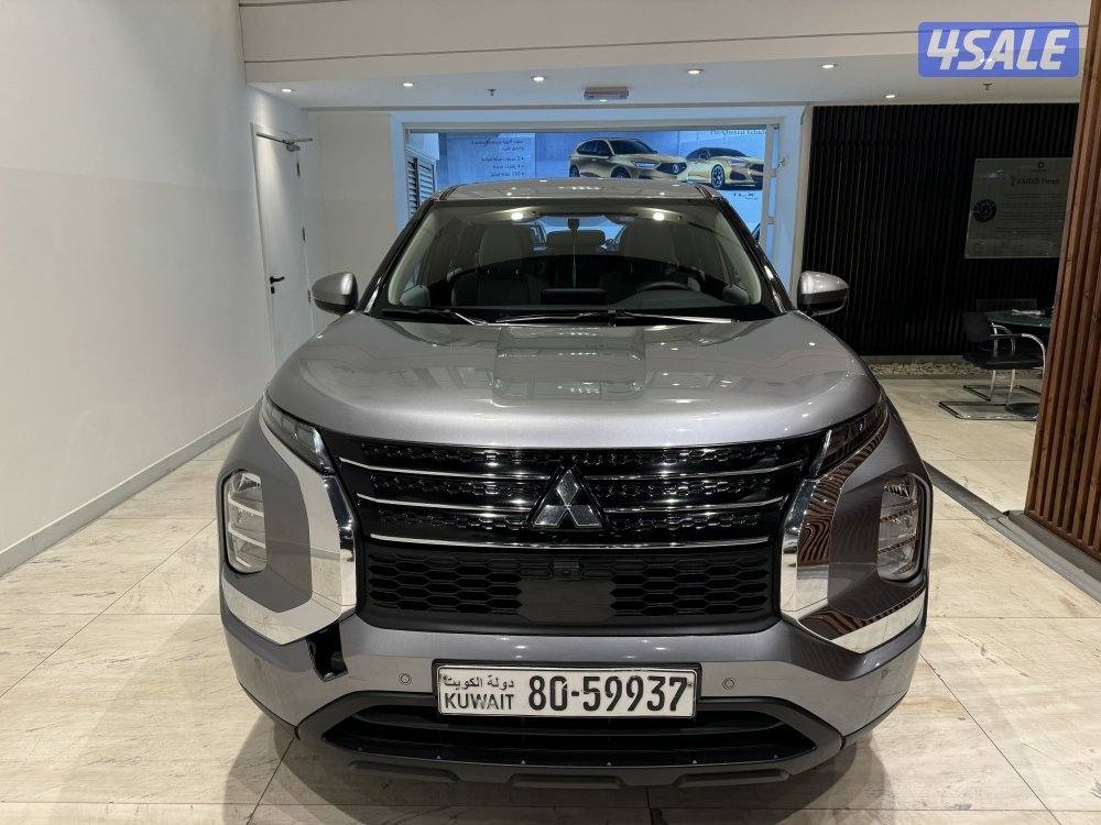 Mitsubishi Outlander1