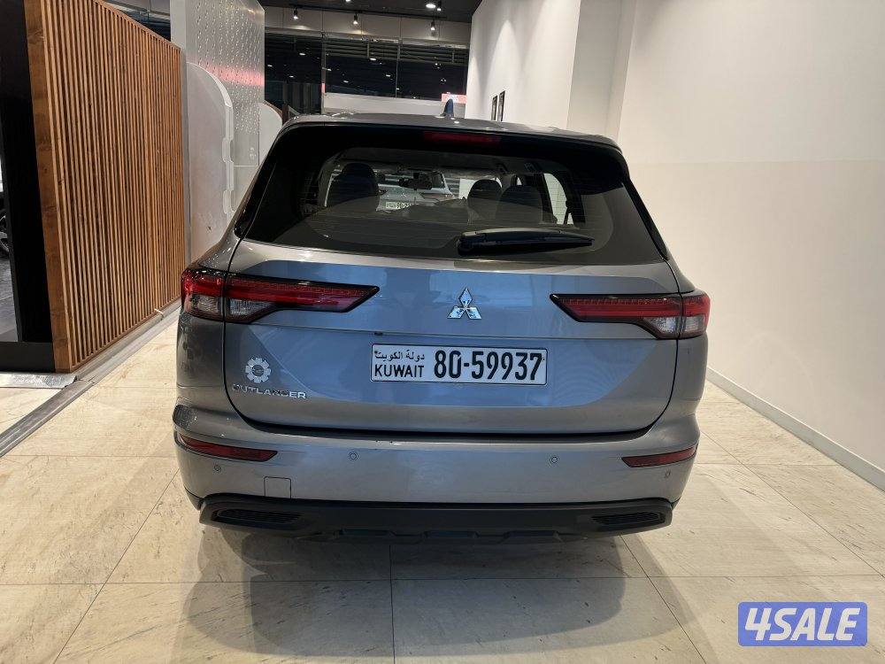 Mitsubishi Outlander4