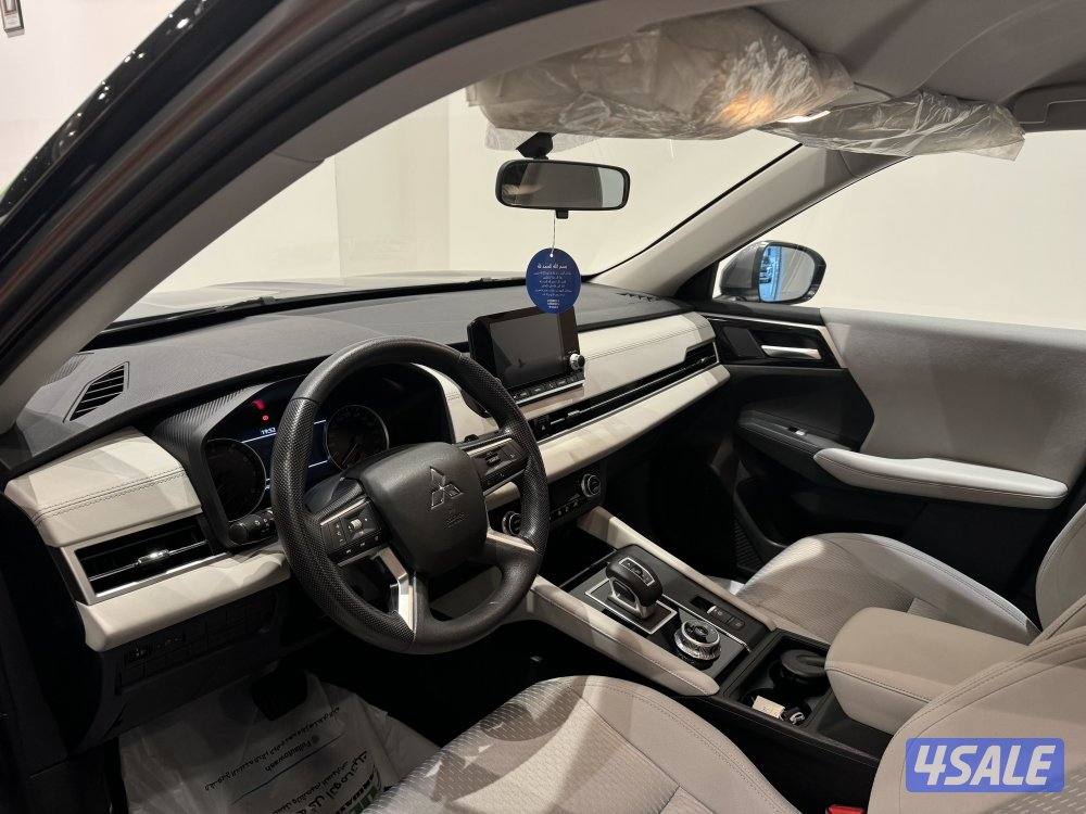 Mitsubishi Outlander6