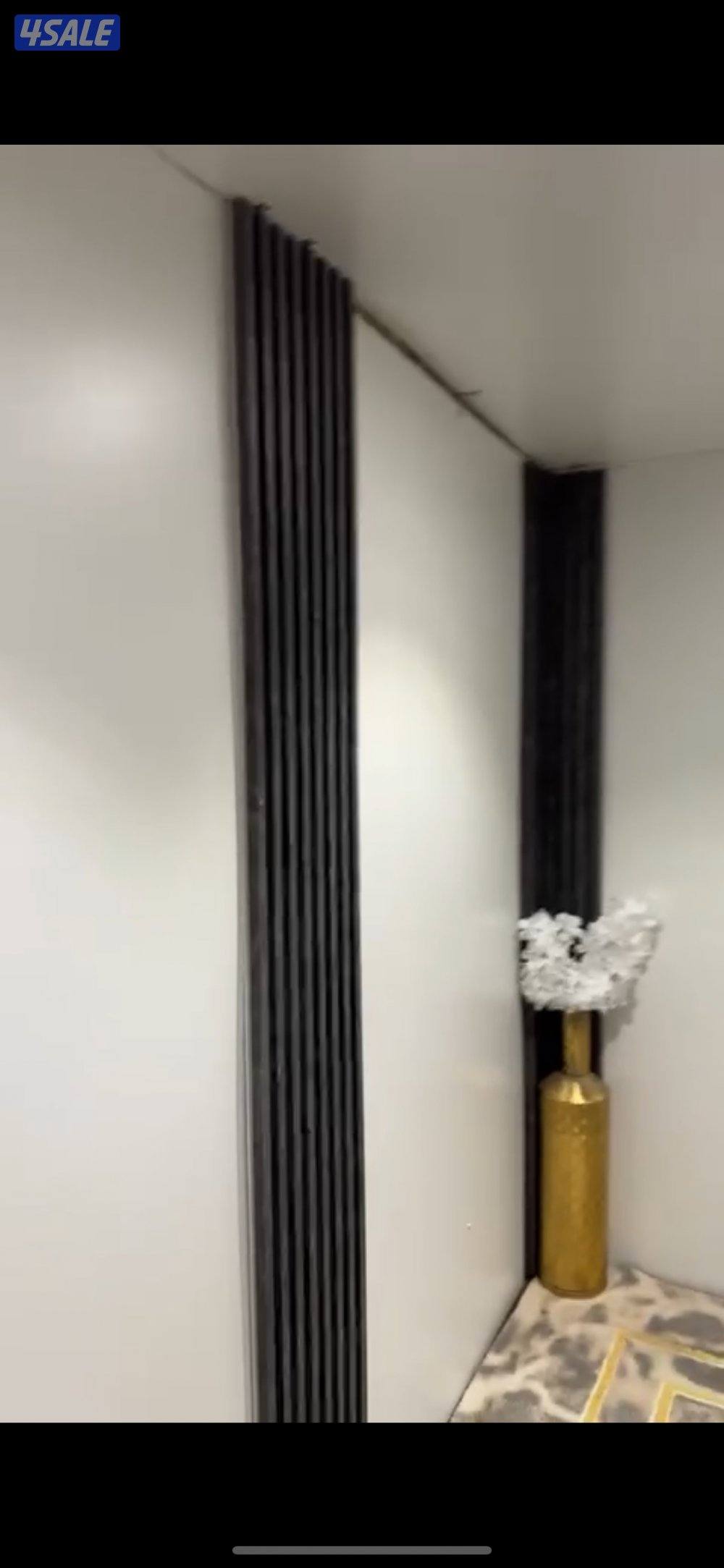 للبيع 3 في 66