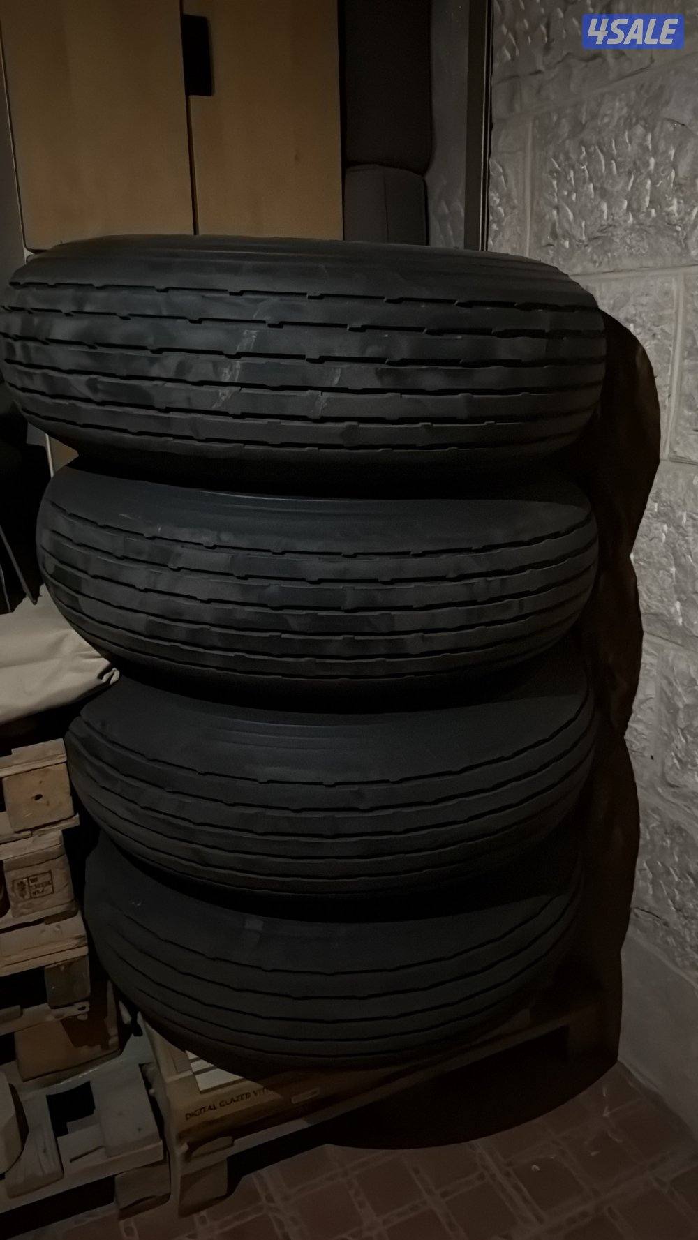 للبيع ٤ بوالين ماكسس تاريخ ٢٥0