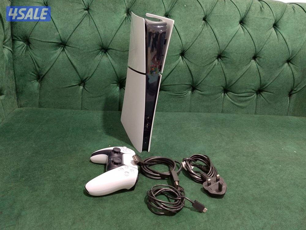 بلايستيشن 5 سلم دجتال مع اليدة0