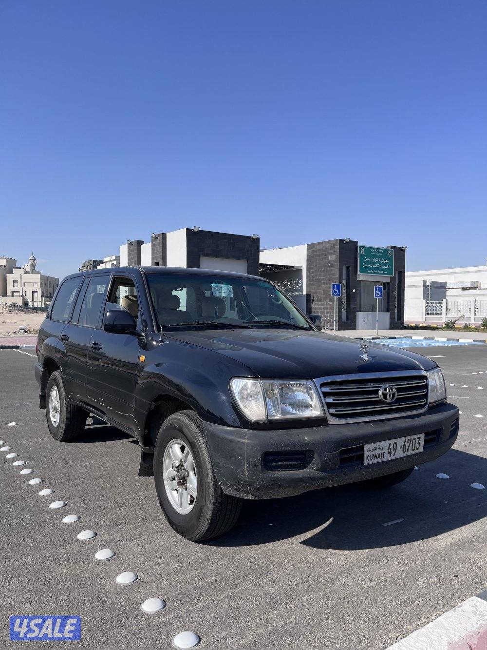 للبيع لاند2003 قير عادي2