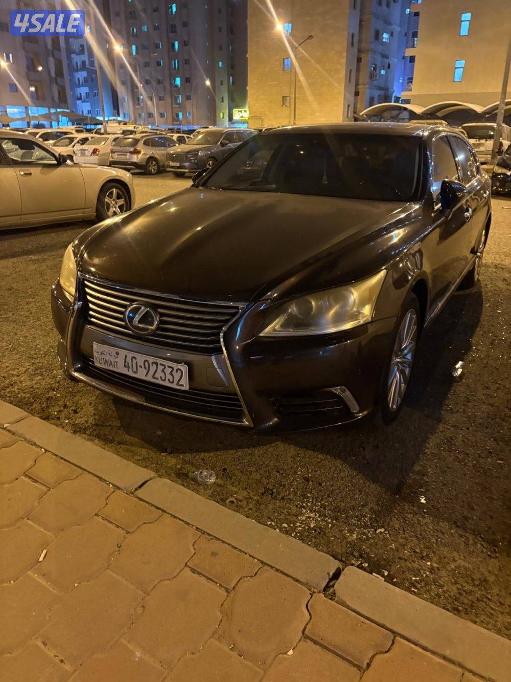 لكزس LS460 موديل 2016 ماشي 220 الف كيلو الساير كامل المواصفات0