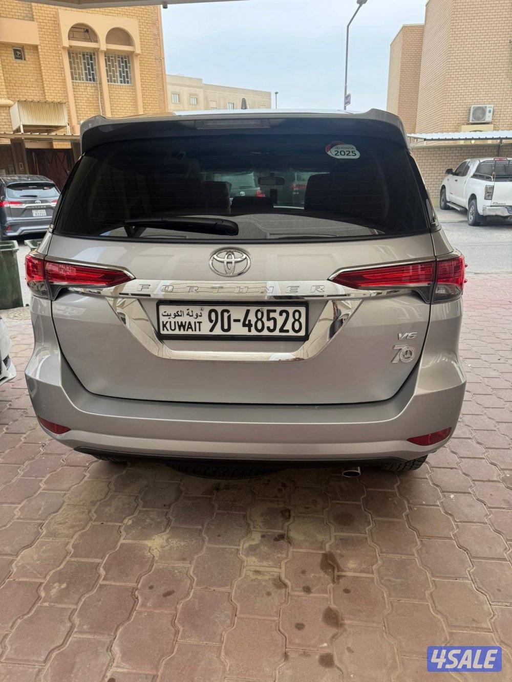 للبيع فورتنر 2025 وكاله3