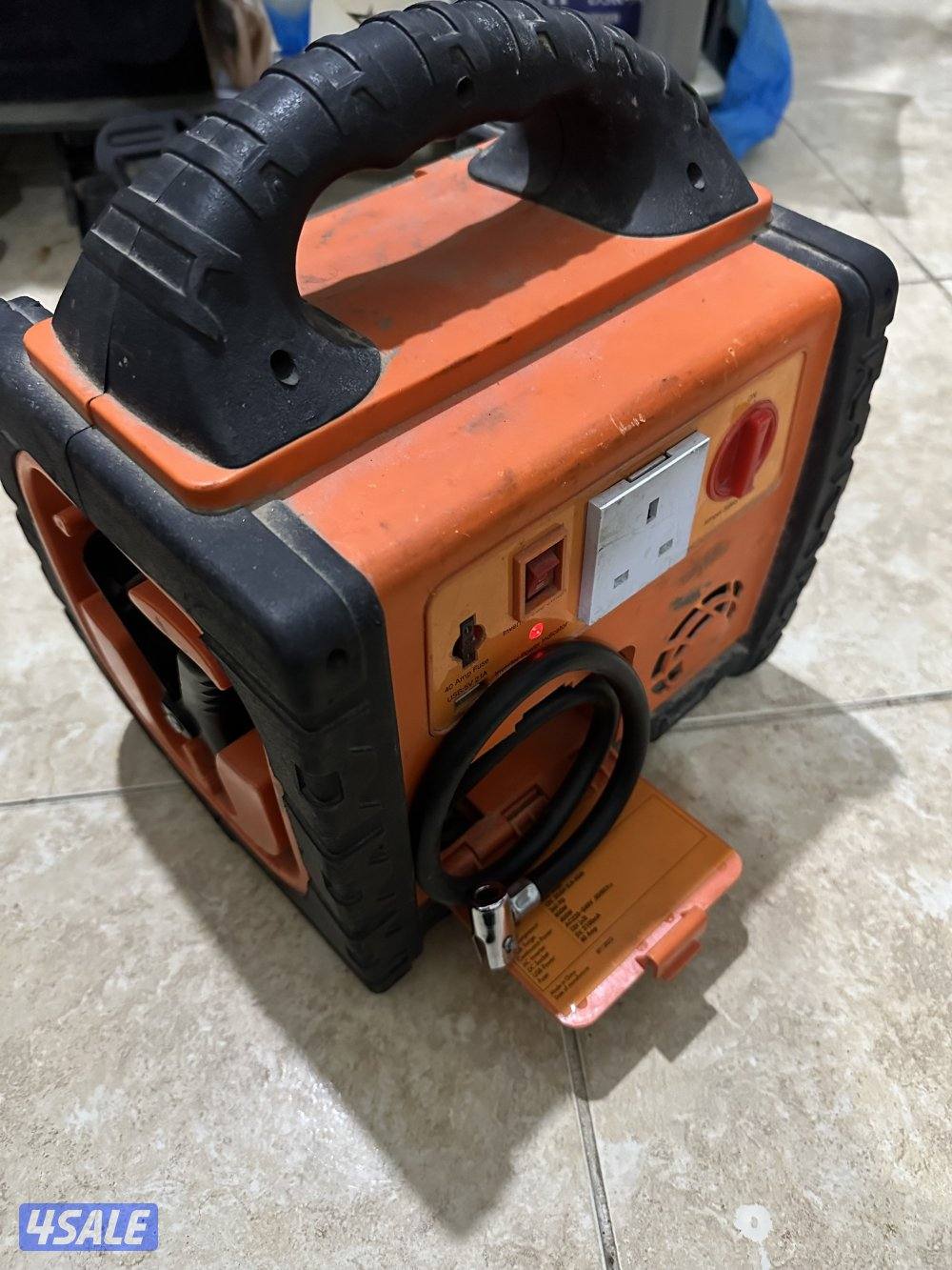 للبيع بطارية على السوم0