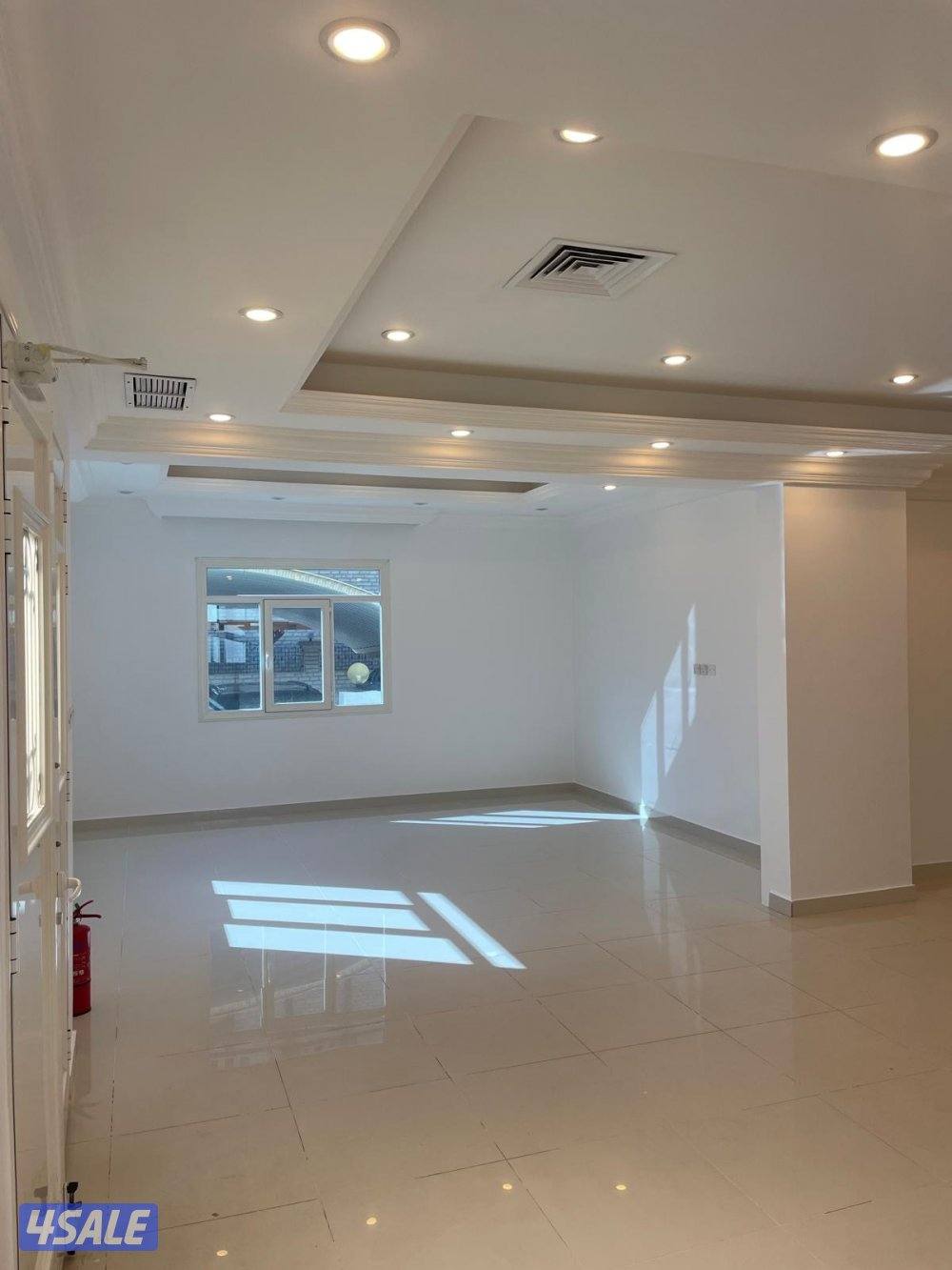 يمنع الوسطاء دور ارضي 3 غرف ماستر1