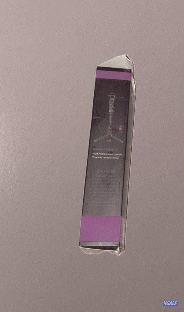 سلفي ستيك شبه جديد selfie stick يوجد ليت led و ريموت للتصوير1
