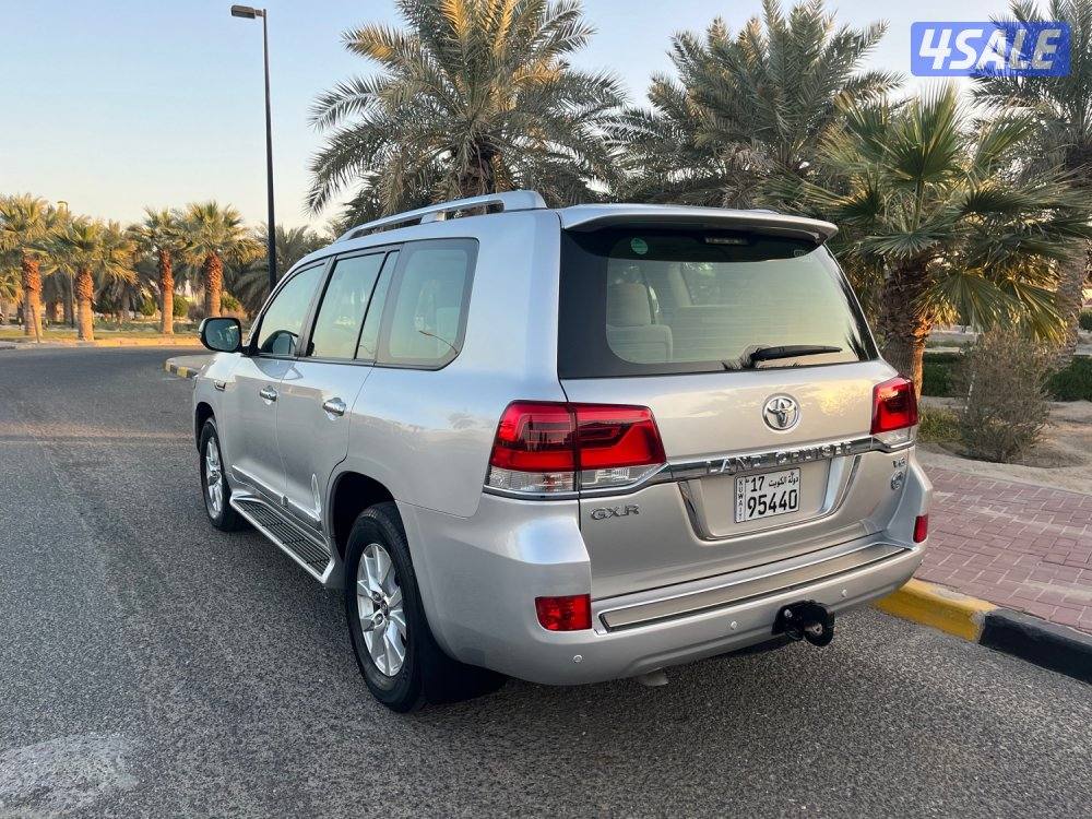 موديل 2020 شرط الفحص عداد80 الف2