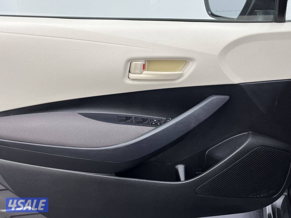 TOYOTA COROLLA 1.6L XLI STD OPTION9