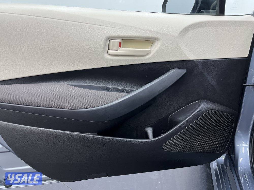 TOYOTA COROLLA 1.6L XLI STD OPTION9