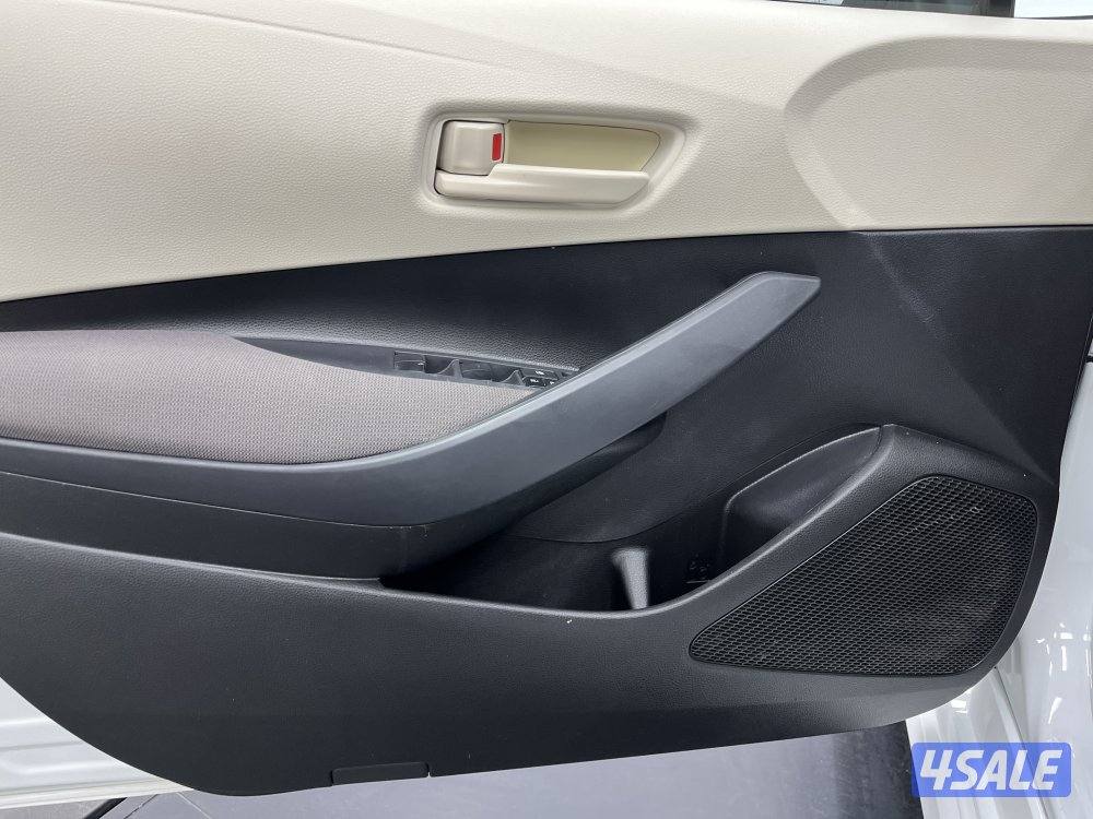 TOYOTA COROLLA 1.6L XLI STD OPTION9