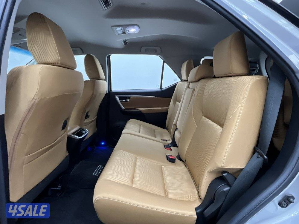 TOYOTA FORTUNER_N 4 CYL 4X4 HIGH OPTION3