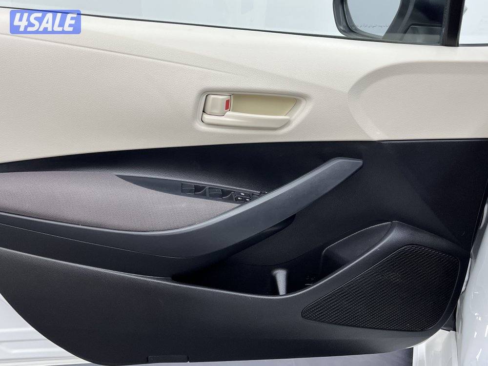 TOYOTA COROLLA 1.6L XLI STD OPTION9