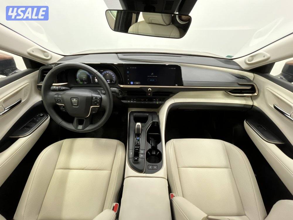 TOYOTA CROWN 23CN-2.5-CROWN-HEV11