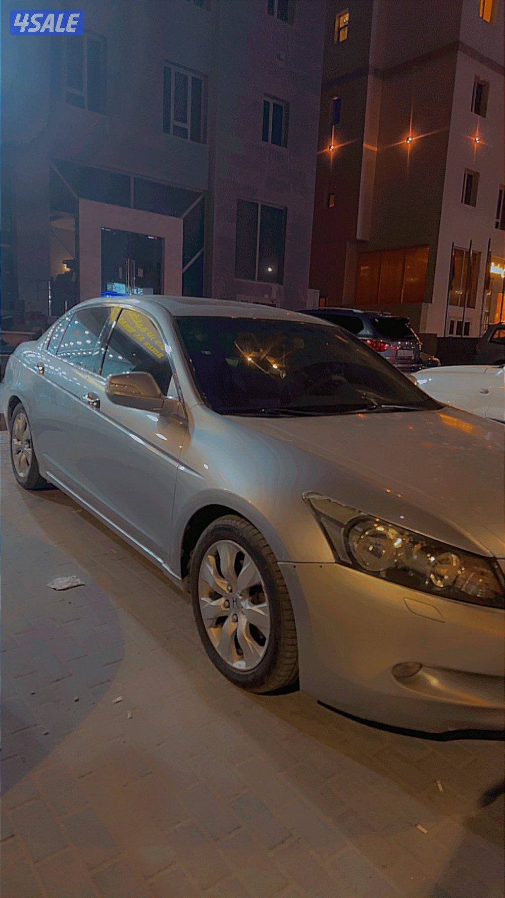 هوندا اكورد نظيفه جداً1