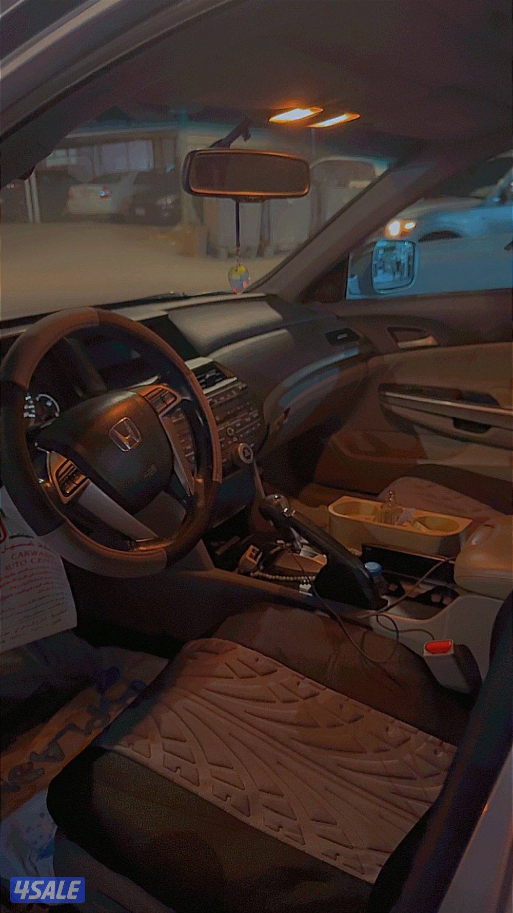 هوندا اكورد نظيفه جداً3