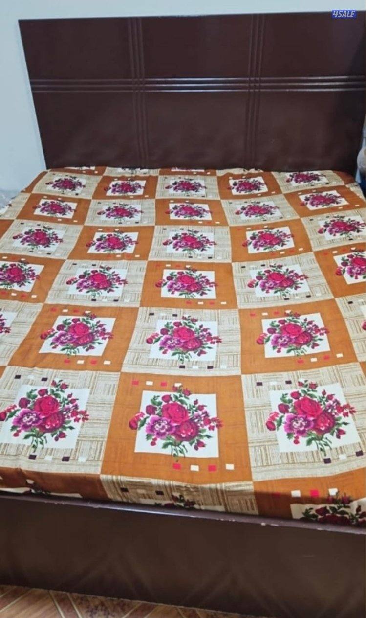 Queen size bed with inbuilt storage system for sale0