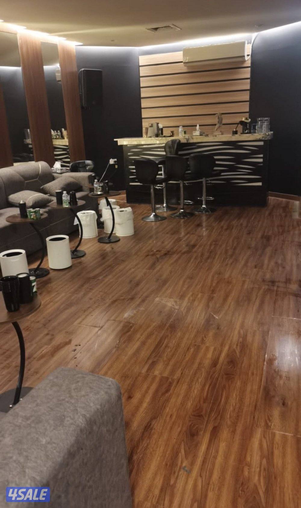 دوبلكس صالتين و3 غرف ماستر0