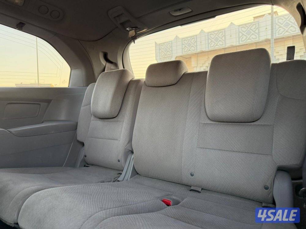 للبيع هوندا اوديسي موديل 2014 وارد الغانم10