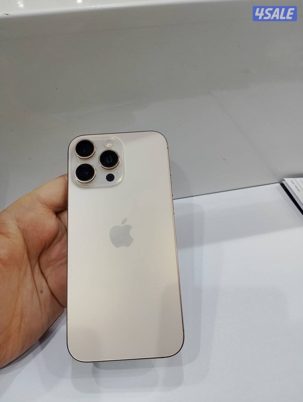 ايفون 16 برو ماكس 256 جيجا3