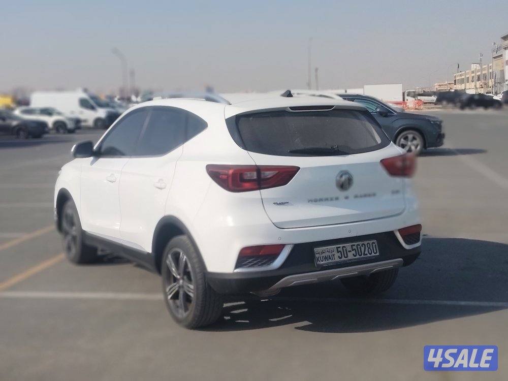 ام جي زد اكس تي موديل 2019 لون ابيض عداد 130 الف بحاله ممتازة شاشة4