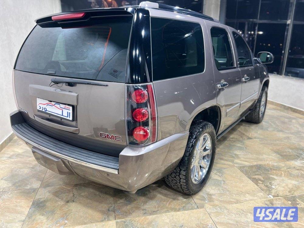 يوكن دينالي موديل 2014 ماشي 200 الف بحالة نادرة جداً3