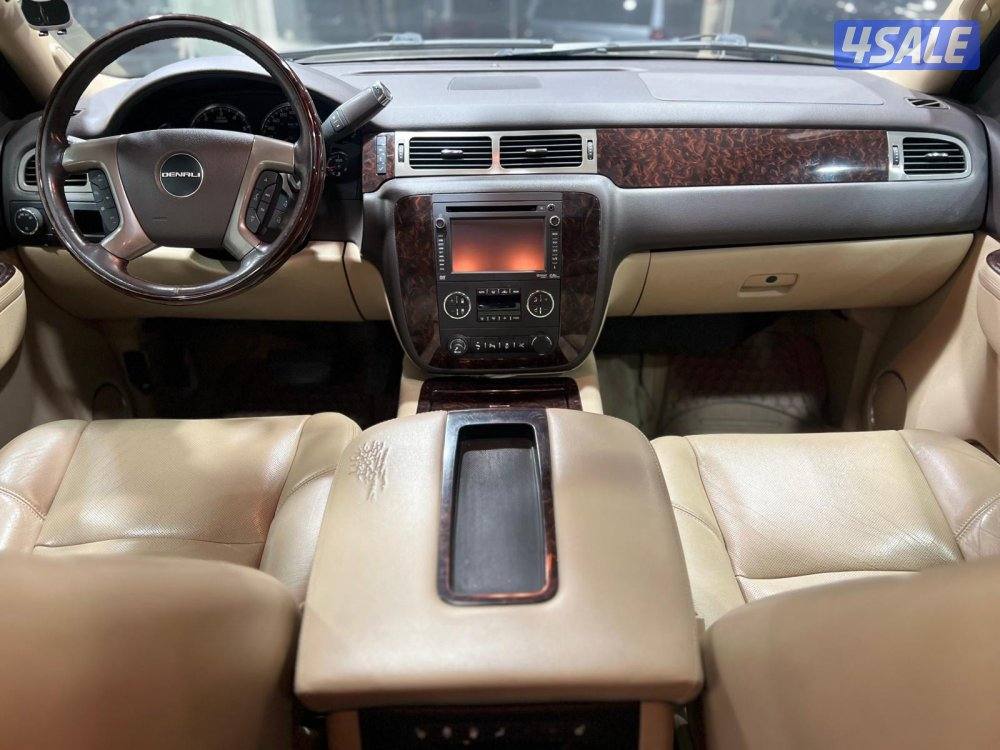 يوكن دينالي موديل 2014 ماشي 200 الف بحالة نادرة جداً7