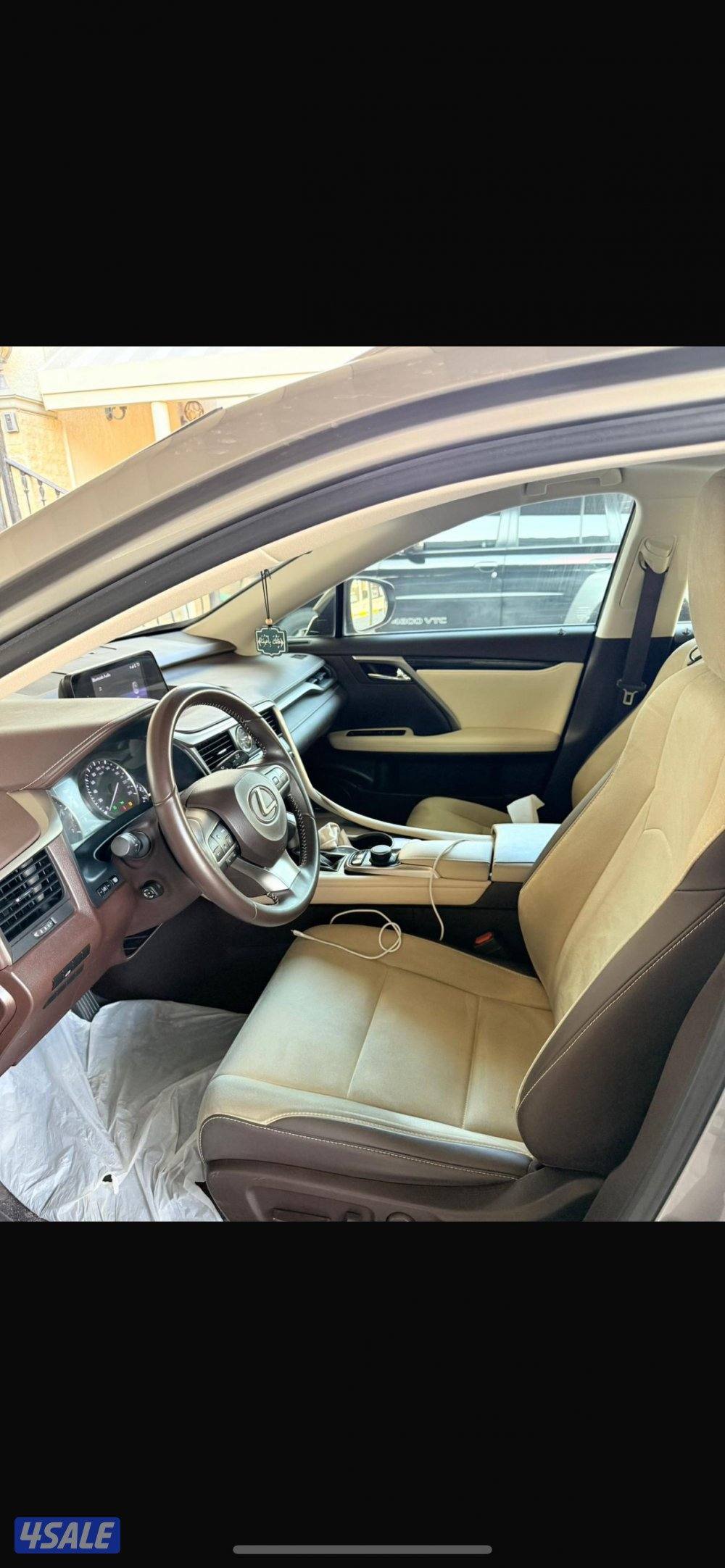 سياره بحاله الوكاله   وارد الساير  منتظم فى السيرفس  ماشيه 93 الف كيلو1