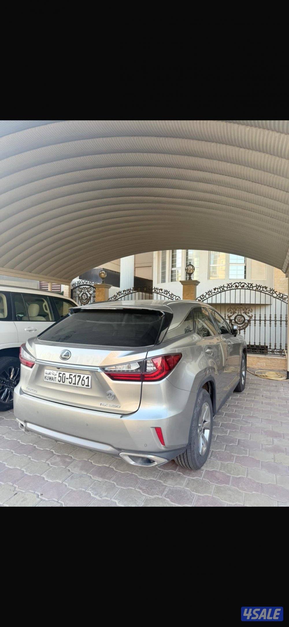 سياره بحاله الوكاله   وارد الساير  منتظم فى السيرفس  ماشيه 93 الف كيلو3