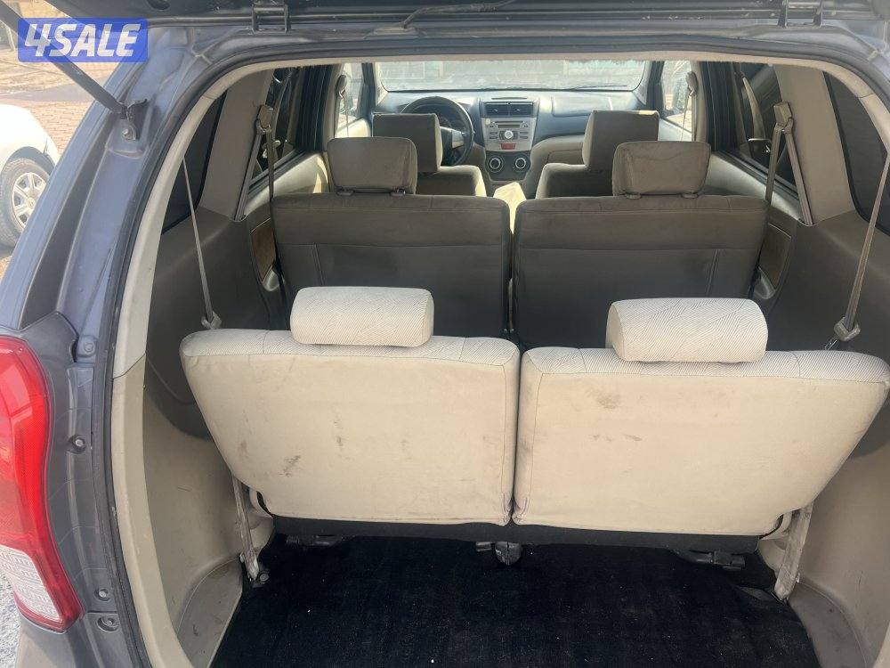 للبيع تويوتا افانزا 2015 كل شي شغال ميه بالميه7