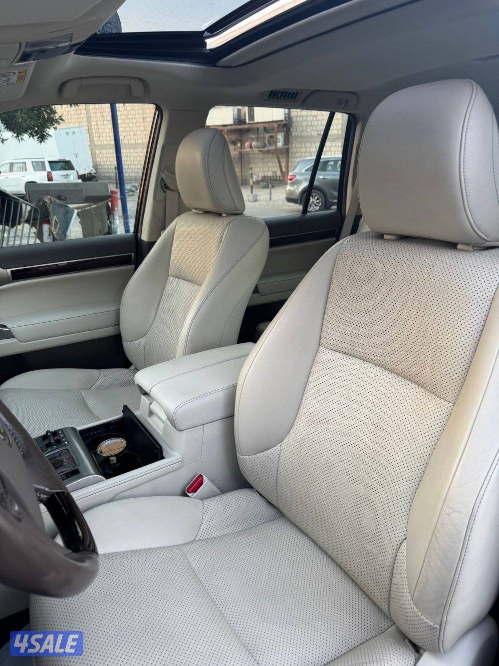 للبيع لكزس Gx460 موديل 2017 نظيف جدا1