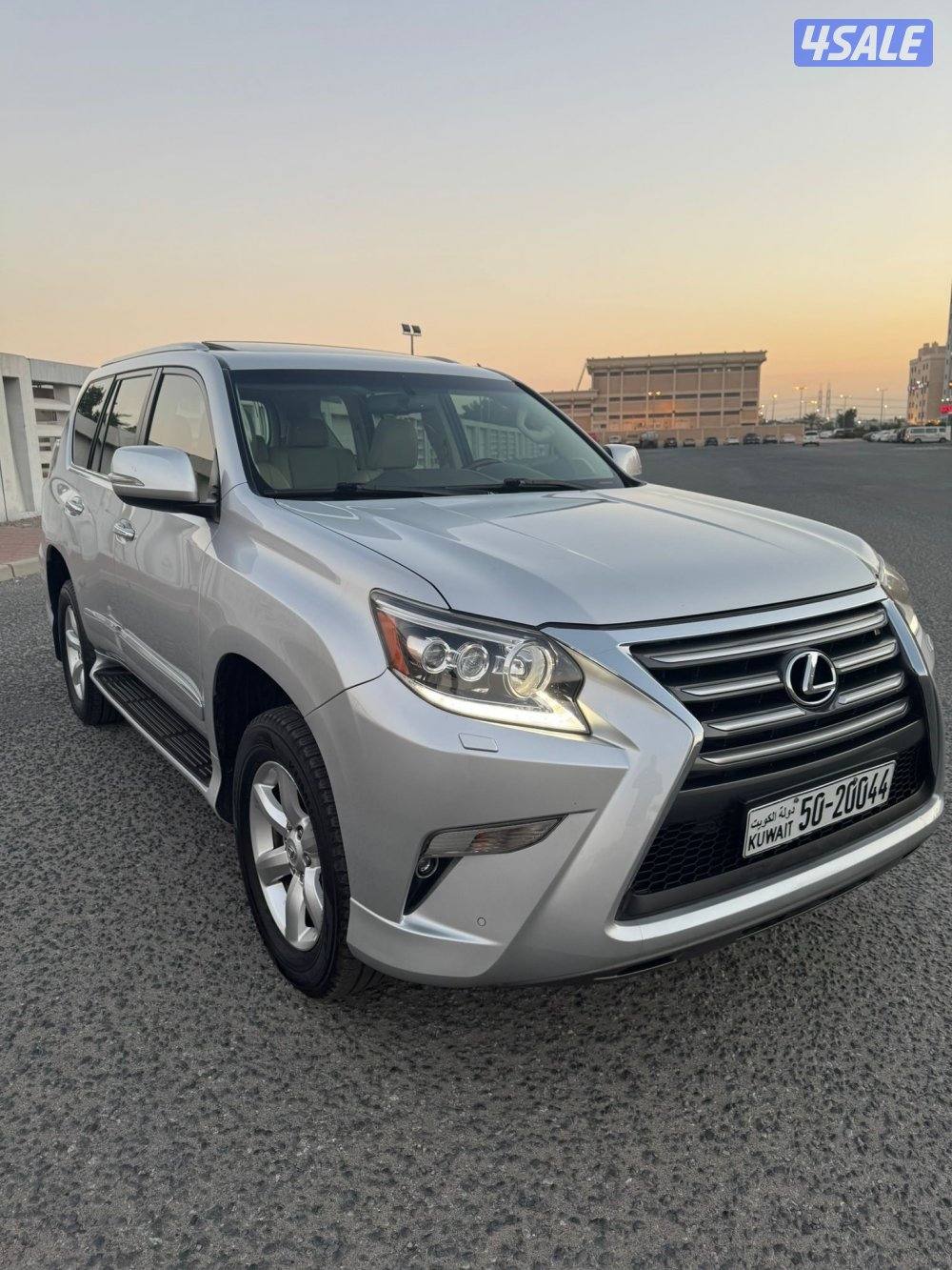 للبيع لكزس Gx460 موديل 2017 نظيف جدا2