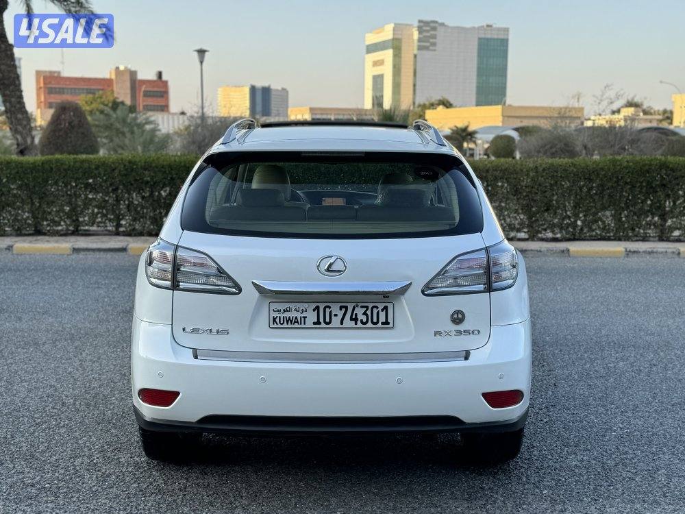 لكزس RX350 موديل 2012 بحاله ممتازه جدا6