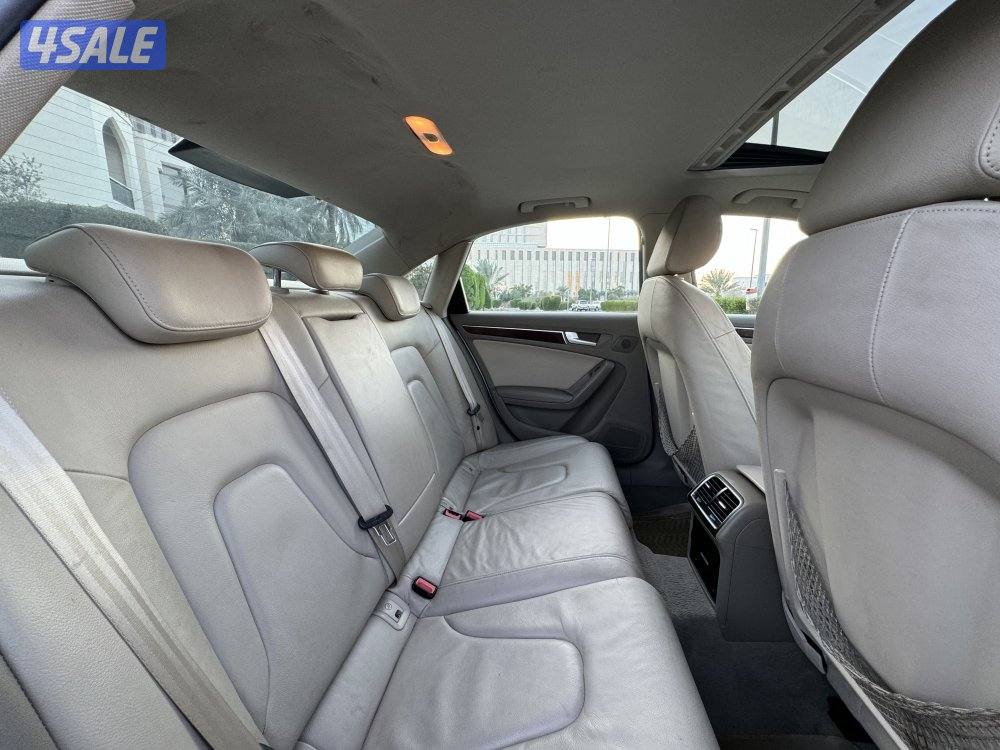 اودي A4 موديل 2010 كامل المواصفات بحاله ممتازه جدا9