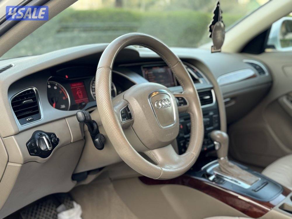 اودي A4 موديل 2010 كامل المواصفات بحاله ممتازه جدا14