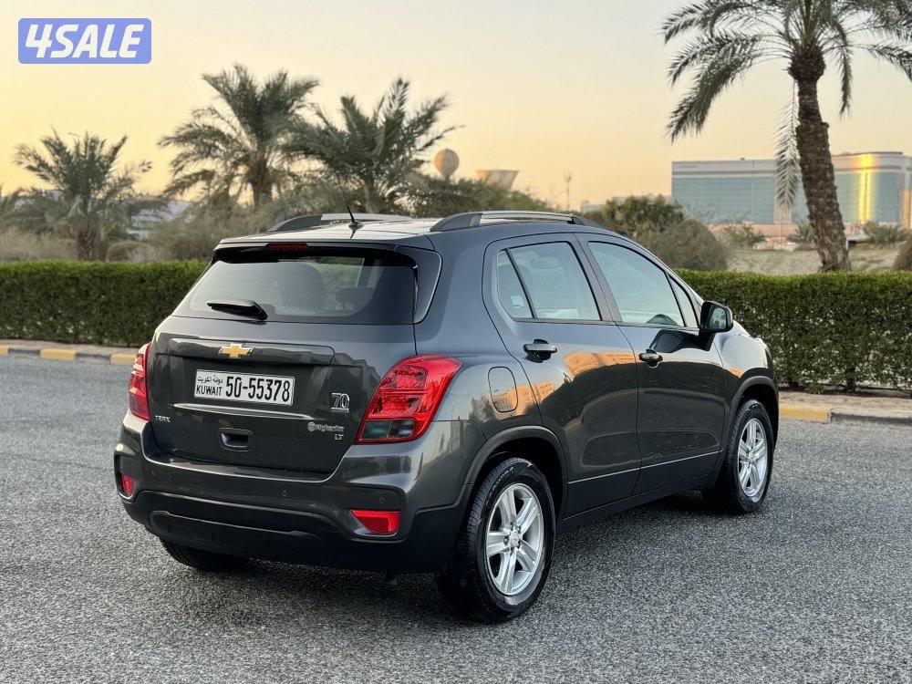 شفر تراكس LT موديل 2018 عداد 54 الف بحاله الوكاله4