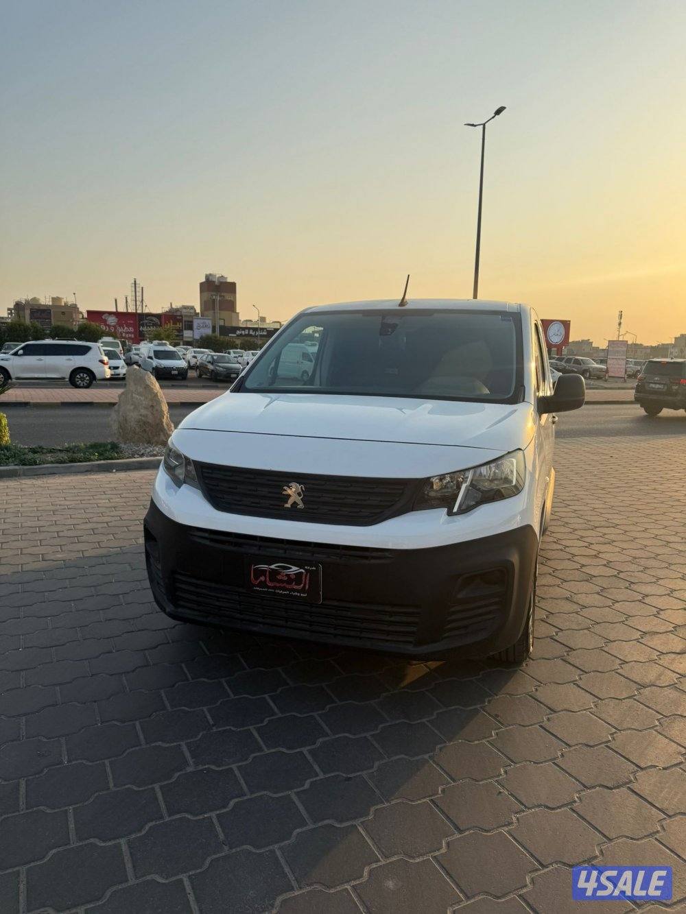 النشاما لبيع وشراء السيارات  بارتنر بوكس2