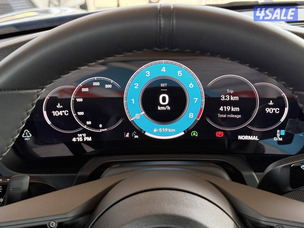 2025 Carrera 992.210