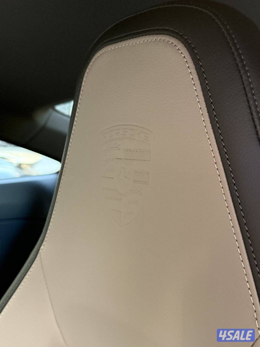 2025 Carrera 992.212