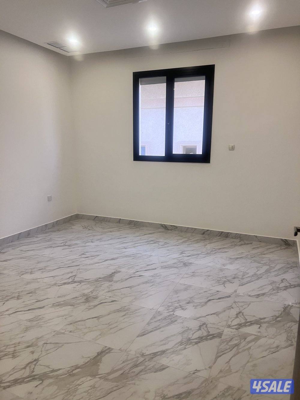 للإيجار شقق في الرابية قسايم  جديدة لم تسكن13
