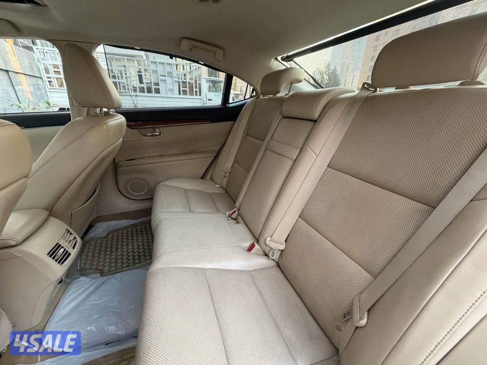 للبيع لكزس es 20137