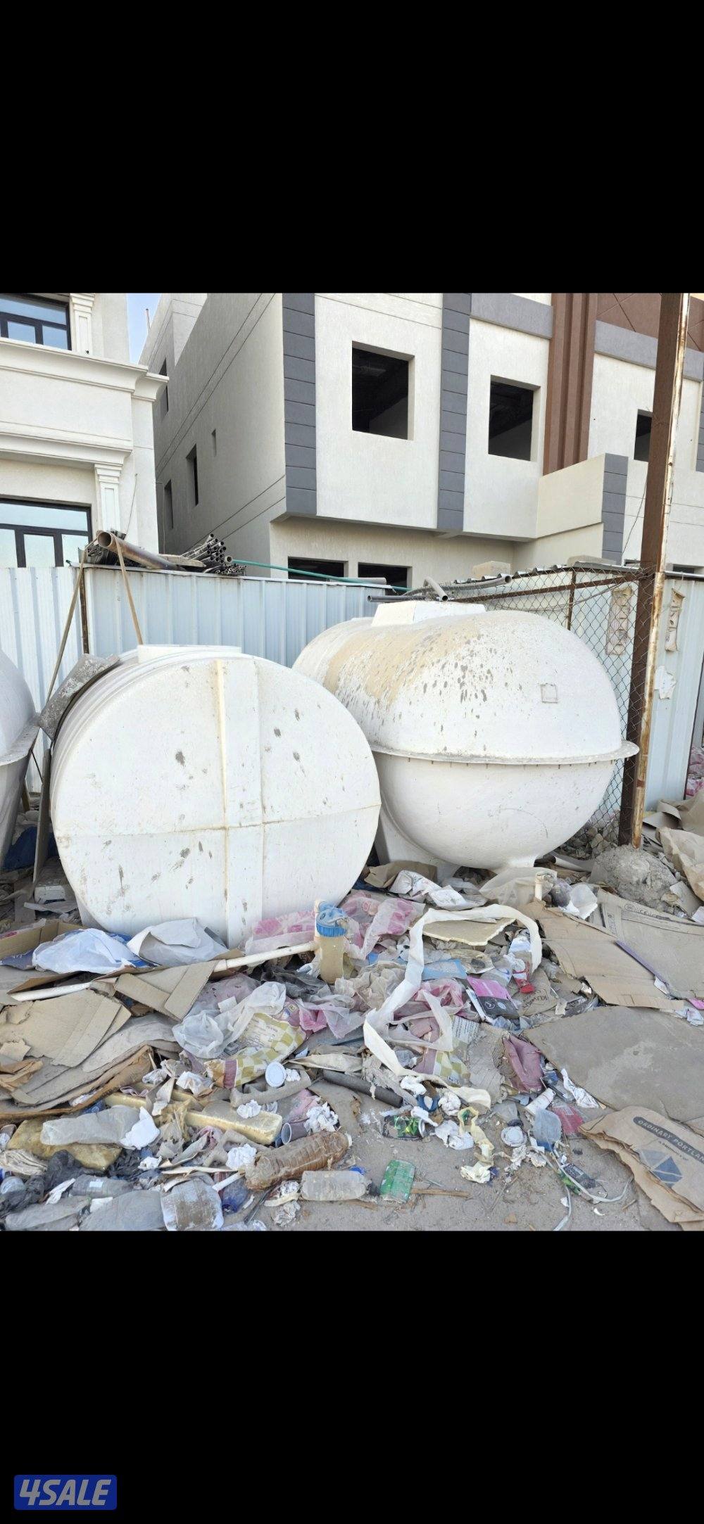 للبيع تانكي عدد ٢ مع غرفه ٣×٣1