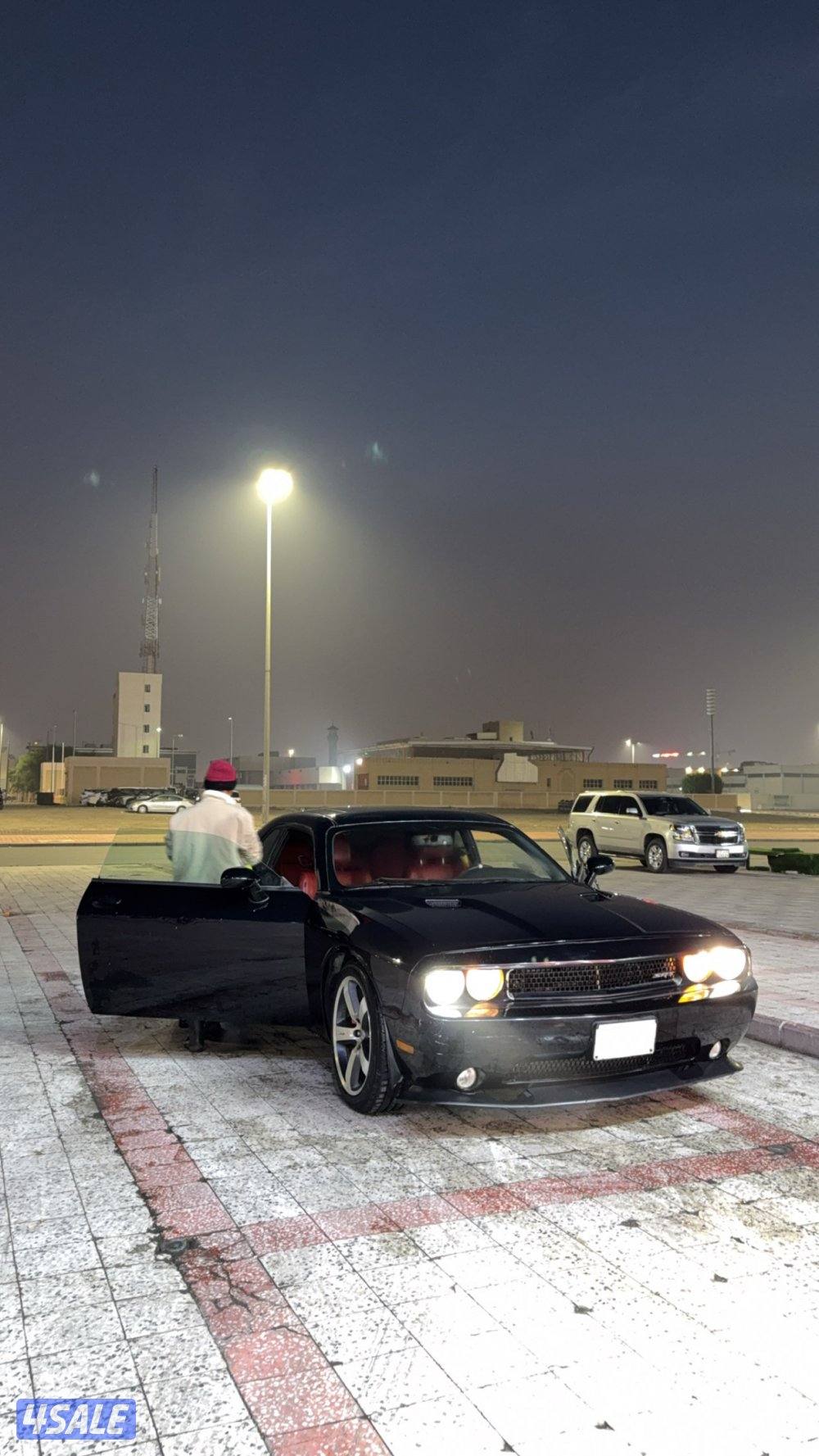 شالنجر SRT8موديل 20136